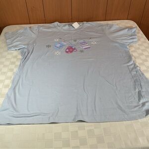 New women’s Christmas snow mittens tee size 1x
